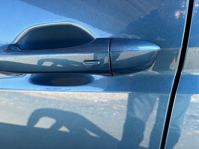 Volkswagen Touran (2020) 2.0TDI DSG VÝB*13000€ HIGHLINE - fotka 46 z 48
