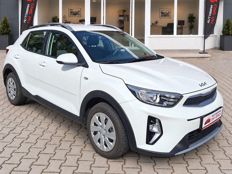 Kia Stonic (2021) 1.2i 61kW COMFORT -1.MAJITEL - fotka 1 z 30