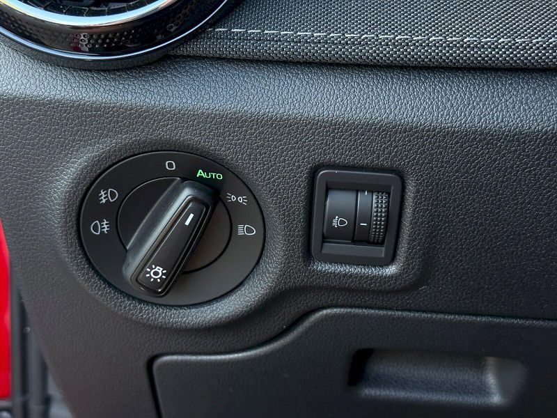 Škoda Fabia (2025) 1.0 TSI 85 kW TopSelection - fotka 9 z 22