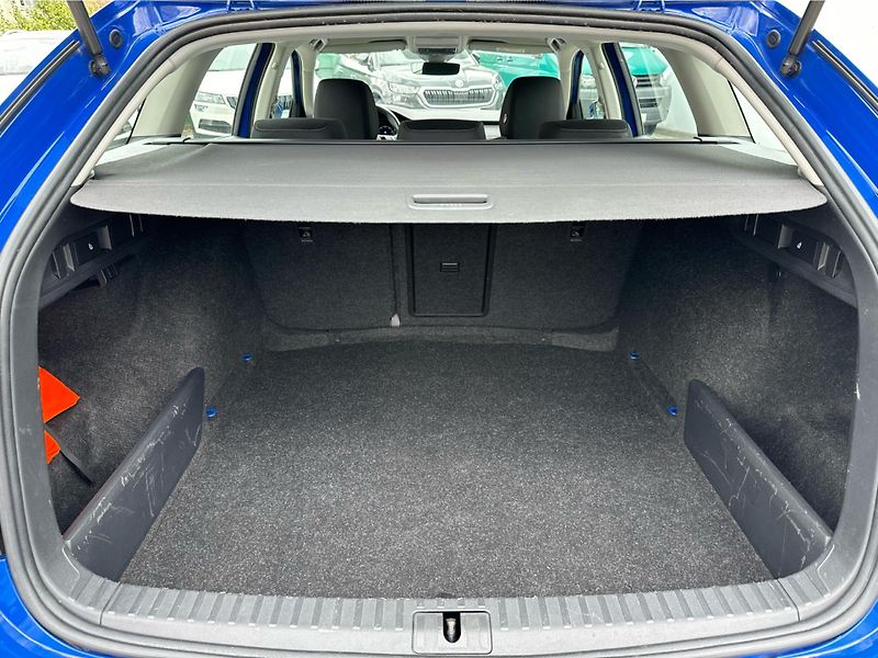 Škoda Octavia 2,0TDi 110kW STYLE - fotka 18 z 25