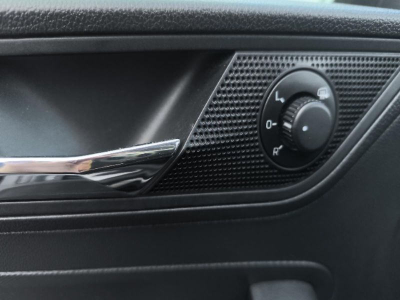 Škoda Rapid Spaceback StylePlus 1.0TSI . - fotka 19 z 24