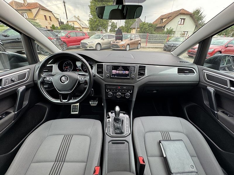 Volkswagen Golf Sportsvan (2016) 1.4TSi R-Line DSG Xenony Navi - fotka 6 z 48