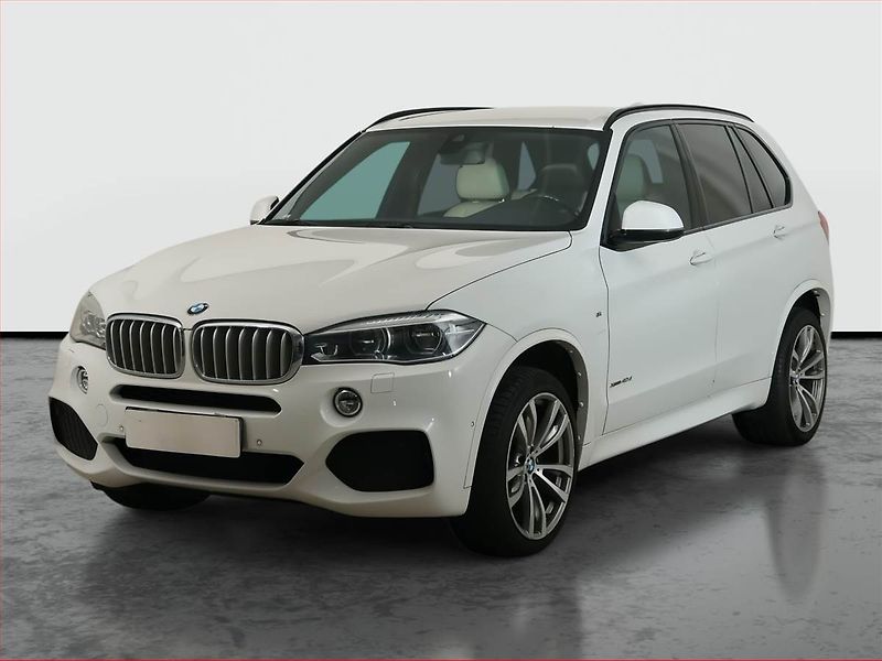 BMW X5 (2018) M Paket xDrive40d - fotka 2 z 14