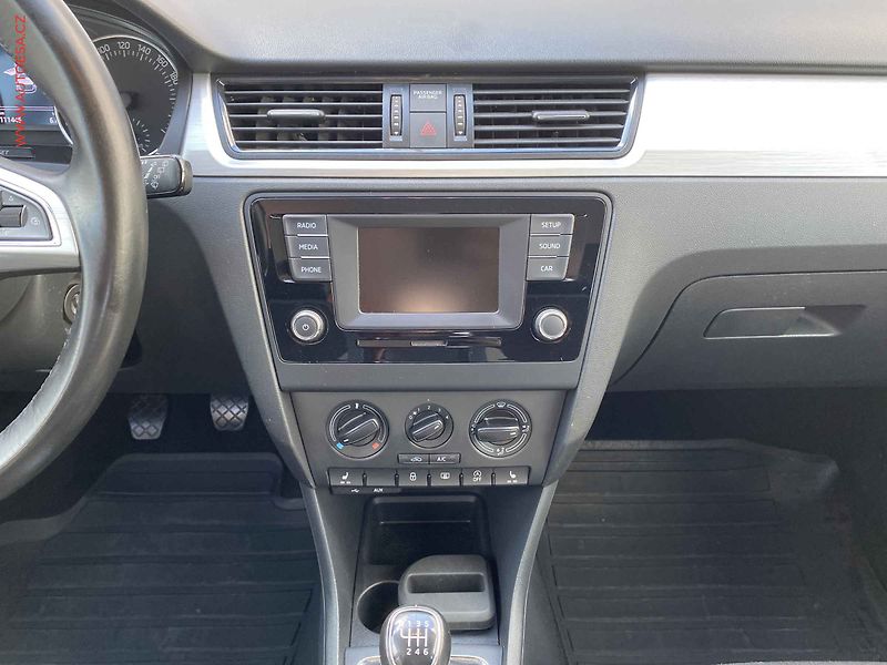 Škoda Rapid (2017) 1.2 TSi, 1.maj,ČR, Ambition - fotka 12 z 17