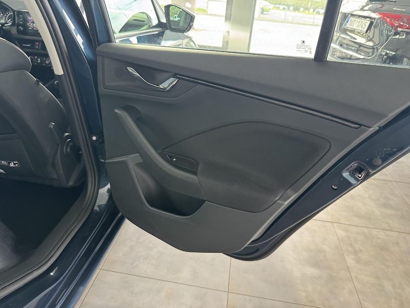 Škoda Scala (2020) 1,0TSi 81:KW LED TEMPOMAT  - fotka 19 z 25