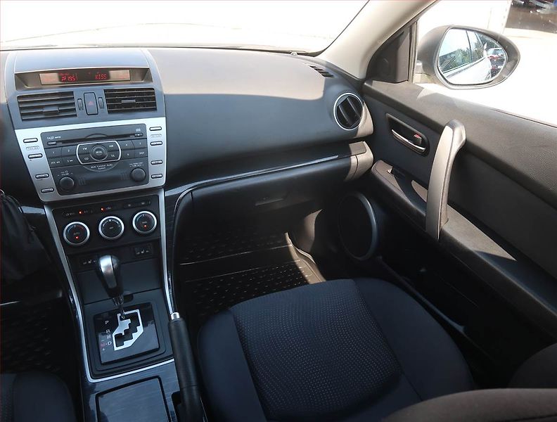 Mazda 6 (2009) 2.0, Automat, Tempomat - fotka 8 z 19