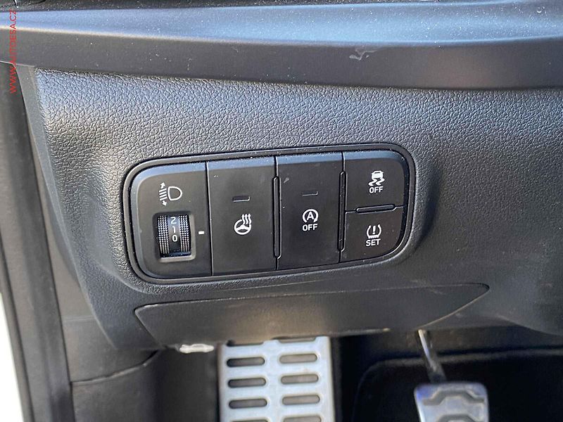 Hyundai Bayon (2024) 1.0 T-GDi, 2.maj,ČR, Smart - fotka 13 z 19