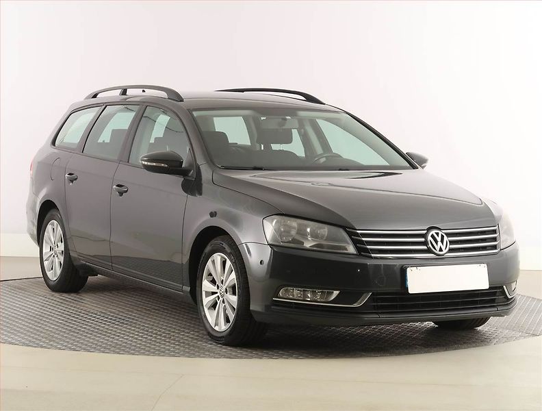Volkswagen Passat (2013) Comfortline 2.0 TDI, Automat - fotografie inzerátu