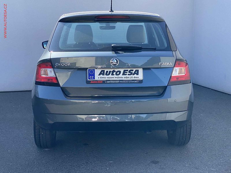 Škoda Fabia (2016) 1.2TSi, ČR, DSG, kamera - fotka 5 z 18