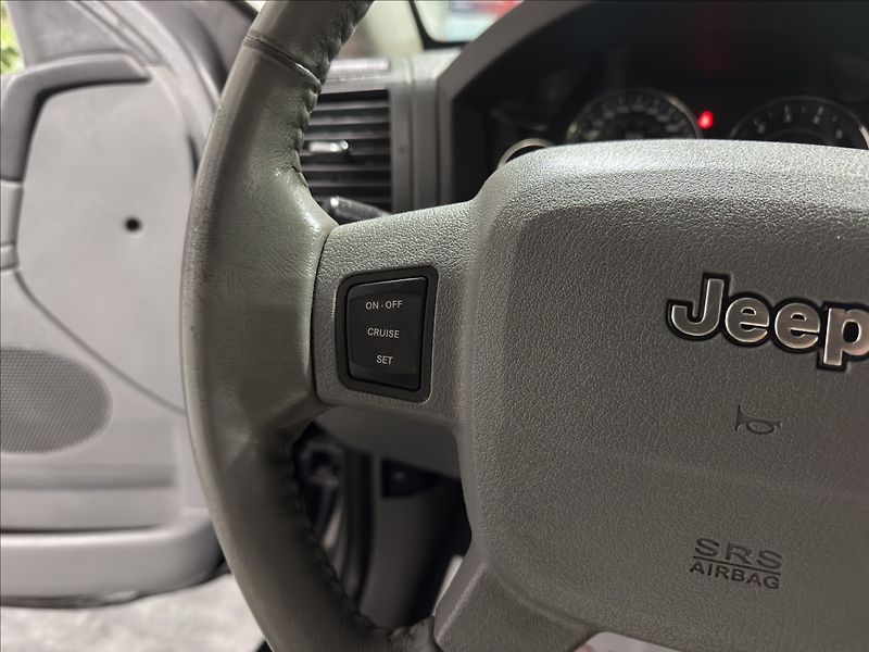 Jeep Grand Cherokee 3,0   CRDI KŮŽE VÝHŘEV TEMPO - fotka 11 z 26