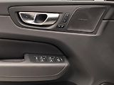 Volvo XC60 B5 AWD INSCRIPTION REZERVACE - náhled 16