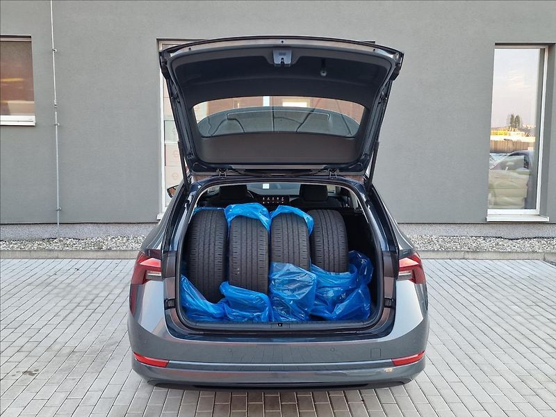 Škoda Octavia 2.0TDI Style, původ ČR,1.Maj. - fotka 40 z 50