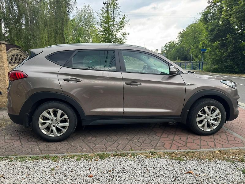 Hyundai Tucson (2021) 1.6D 4x4 1.MAJIT. ČR DPH TAŽNÉ - fotka 28 z 28