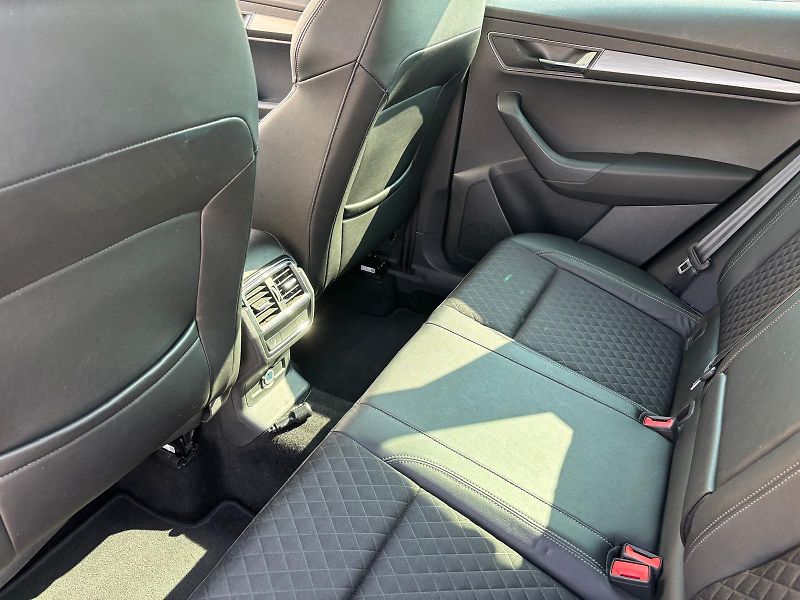 Škoda Karoq 1.5 TSI / 110 kW - fotka 25 z 30
