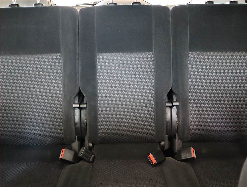 Ford C-MAX (2010) Ghia 1.6 TDCi, nová STK - fotka 10 z 18