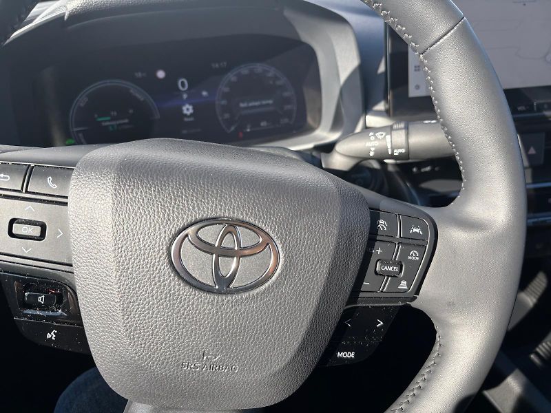 Toyota C-HR 2,0 HEV e-CVT Style - fotka 17 z 27