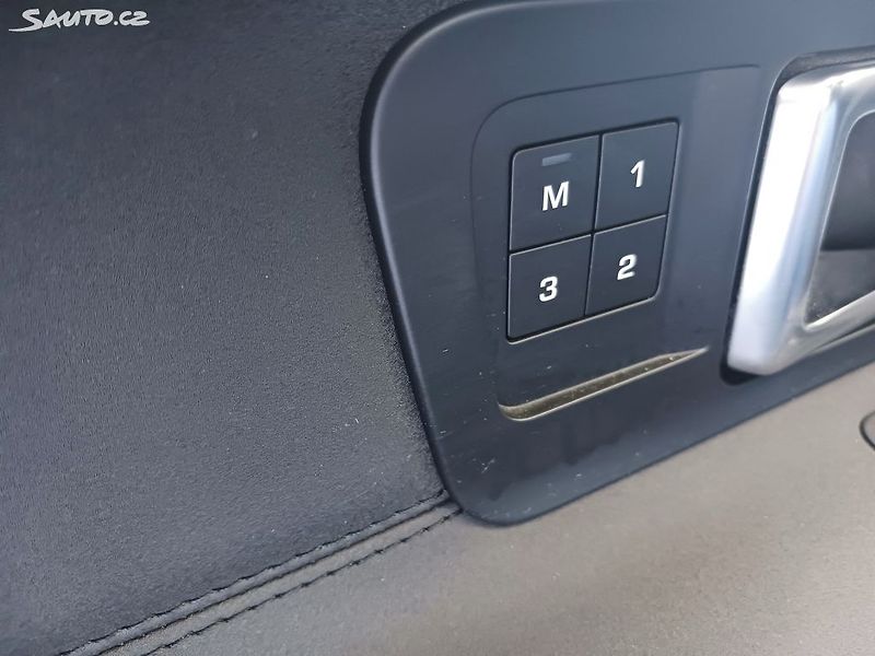 Land Rover Discovery Sport 2.0 HSE 180AUT. - fotka 23 z 43