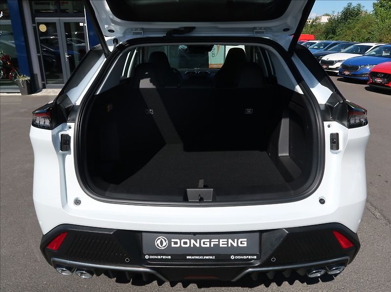 Dongfeng Mage (2026) 1,5 T 145 kW E3 DCT7 - fotka 26 z 26