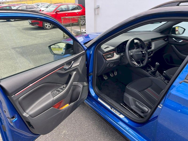 Škoda Kamiq (2025) Monte Carlo TSI 85/1.0 M6F - fotka 11 z 31