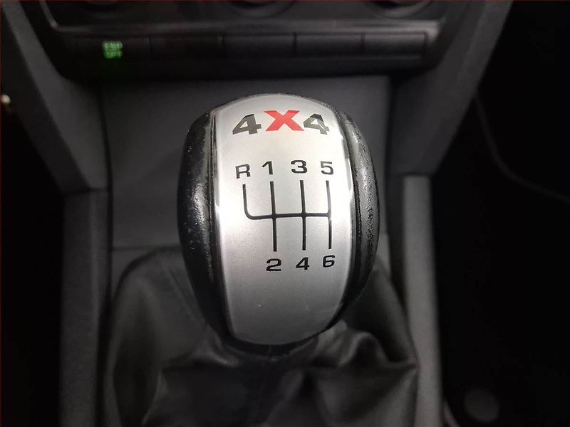 Škoda Octavia (2009) Scout 2.0 TDI, 4X4 - fotka 13 z 16