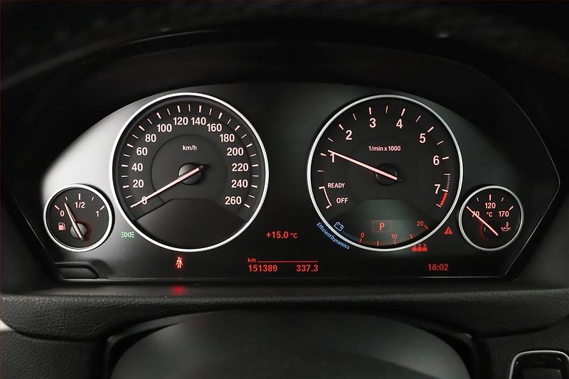 BMW Řada 4 (2019) Sport Line 418i, Automat - fotka 8 z 16