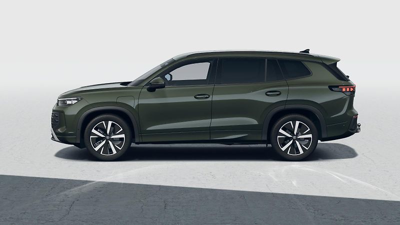 Volkswagen Tayron People 1,5 TSI 150 kW eHybrid - fotka 2 z 9