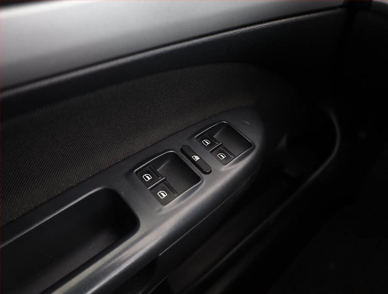 Škoda Octavia (2012) 1.2 TSI, Serv.kniha, Tempomat - fotka 14 z 17