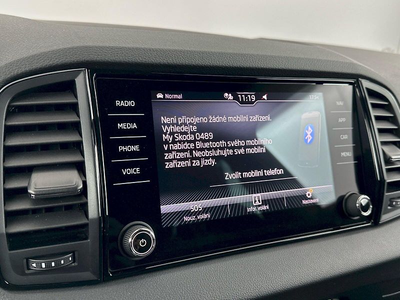 Škoda Karoq (2025) DSG 1.5TSI 110kW SportLine - fotka 16 z 36