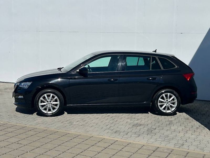 Škoda Scala Ambition 6MP 1,0TSI - fotka 3 z 22