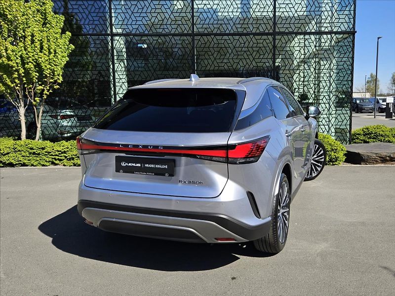 Lexus RX 350h 2,5 Executive - fotka 14 z 15