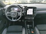 Volvo XC40 (2022) 1.5 T3 R-DESIGN Aut. - náhled 8