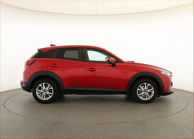 Mazda CX-3 (2016) 2.0 Skyactiv-G, Navi, Tempomat - fotka 6 z 18