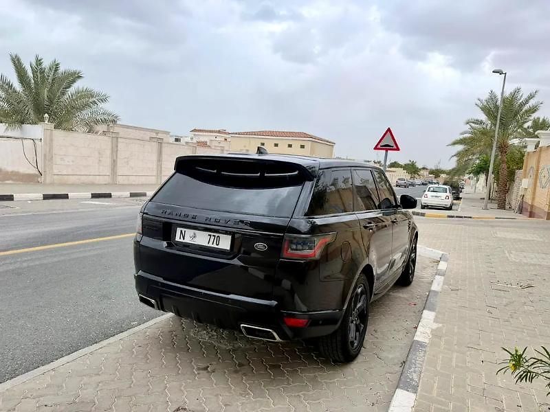 Land Rover Range Rover Sport (2018) Dynamické SUV - fotka 3 z 9