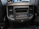 Dodge RAM (2026) 5.7 HEMI V8 Limited 2026 - náhled 39