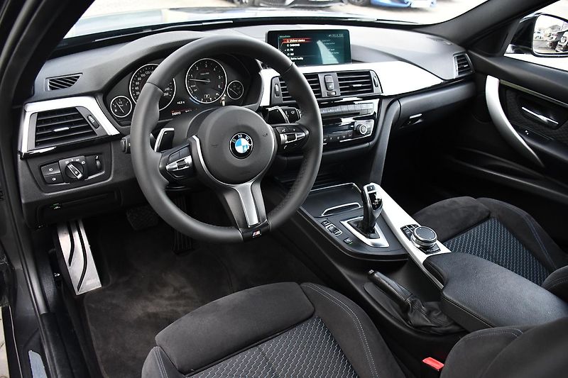 BMW Řada 3 330d xDrive MPaket SERV.KNÍŽKA - fotka 9 z 50