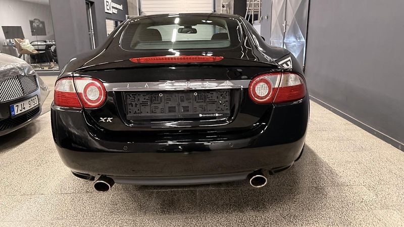 Jaguar XK (2009) V8 3.5i, REZERVOVÁNO - fotka 10 z 55