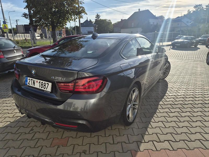 BMW Řada 4 (2019) - fotka 3 z 20