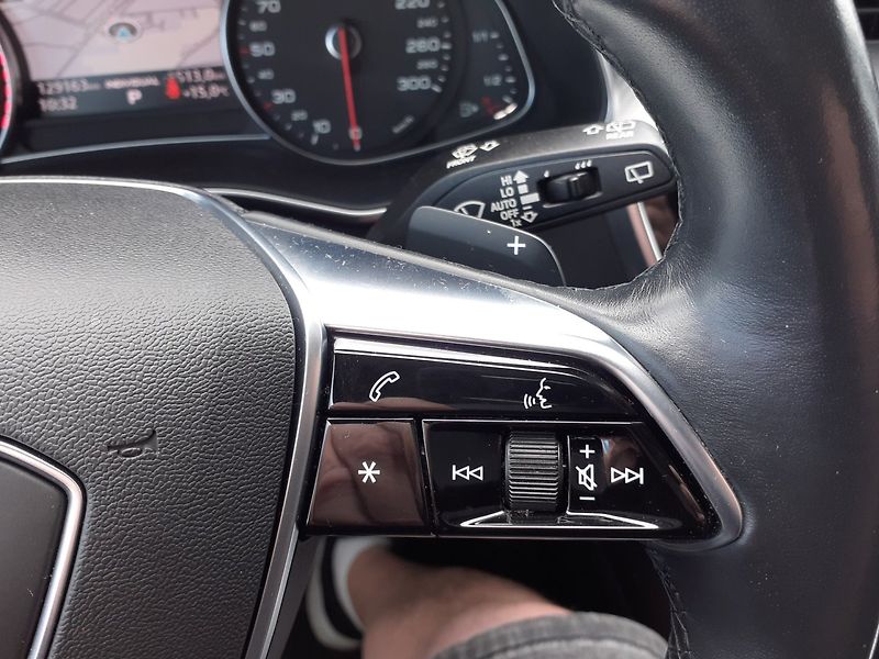Audi A6 (2021) Avant 2.0 TDi Quattro - fotka 10 z 43