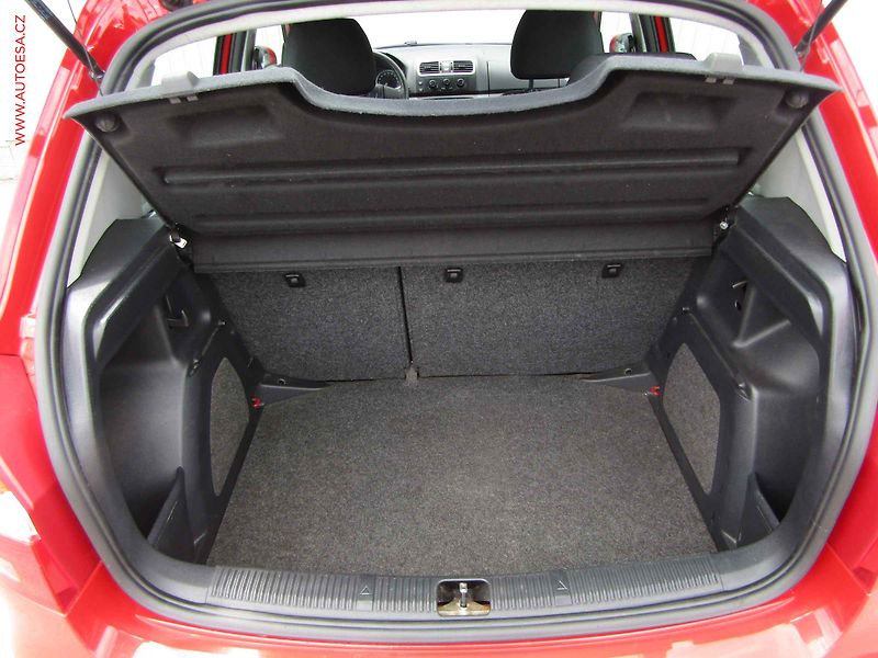 Škoda Fabia (2009) 1.2 HTP, ČR - fotka 7 z 15