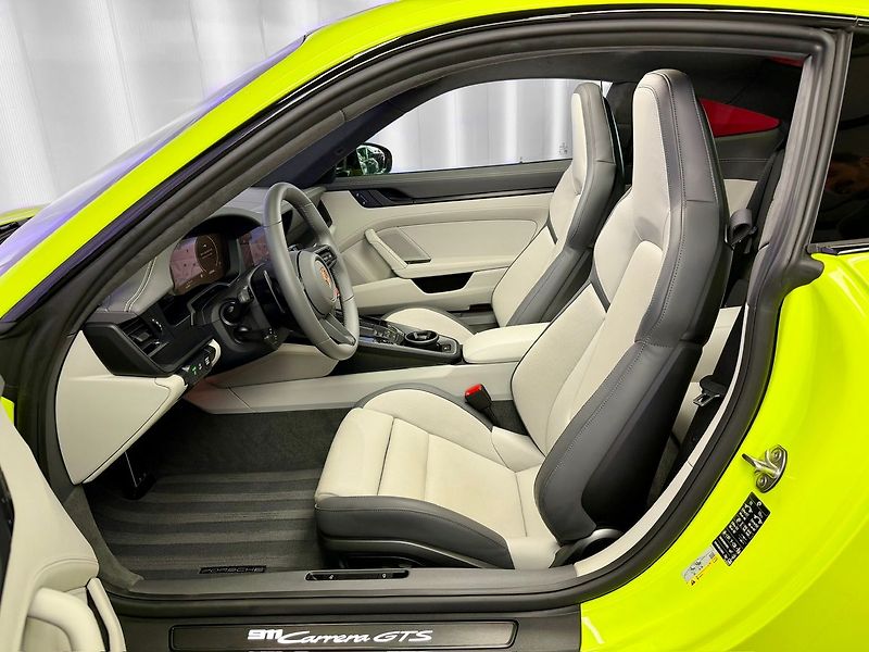 Porsche 911 GTS PDK EXCLUSIVE MANUFACTUR, - fotka 10 z 34