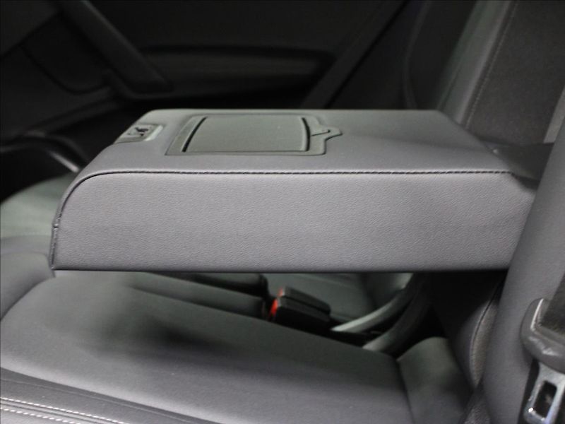 Audi SQ5 3,0 TDI S-line FULL 1.maj. CZ - fotka 32 z 35