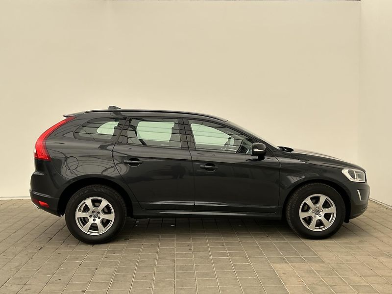 Volvo XC60 2.0 . . - fotka 6 z 25