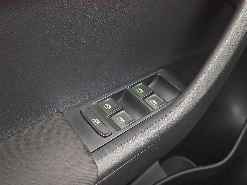 Škoda Fabia (2015) Ambition 1.4 TDI, Serv.kniha - fotka 16 z 16