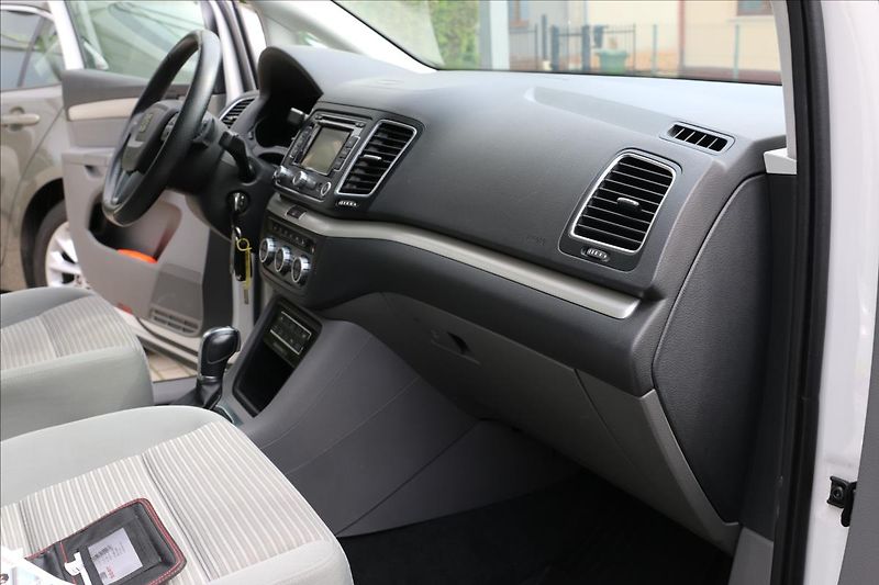 Seat Alhambra 2,0 103KW,AUTOMAT - fotka 35 z 55