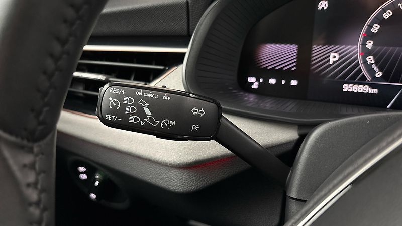 Škoda Scala 1.0 TSI DSG Top Selection - fotka 14 z 26