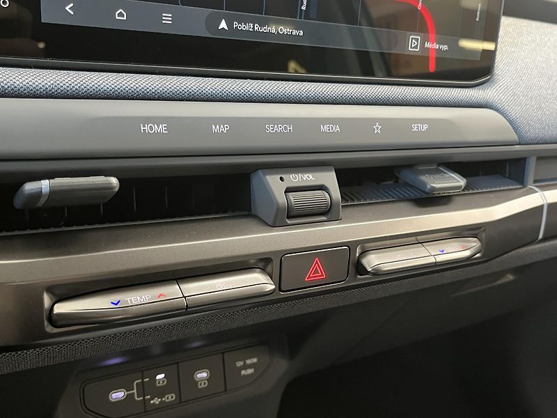 Kia EV3 EARTH 81,4 kWh, ADAS + V2L - fotka 16 z 24