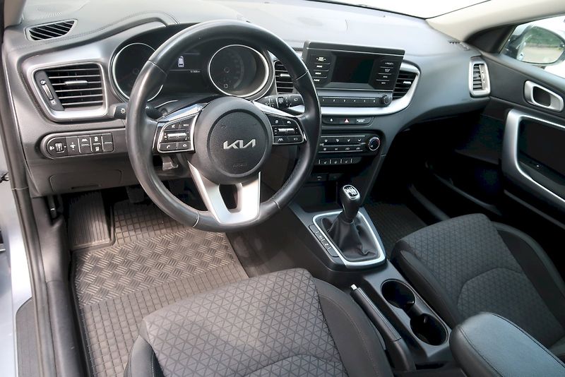 Kia Ceed (2022) Sportswagon 1,0 T-GDI/88 kW - fotka 9 z 30
