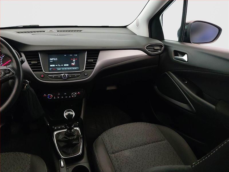 Opel Crossland X (2023) 1.2 Turbo, ČR,1.maj - fotka 8 z 15