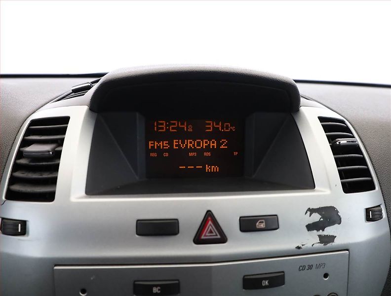 Opel Zafira (2009) 1.7 CDTI, 7 míst, Serv.kniha - fotka 12 z 16