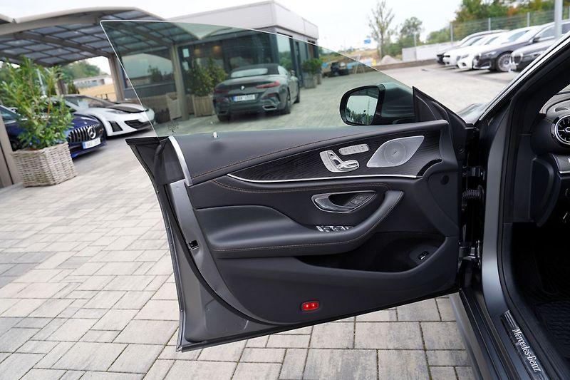 Mercedes-Benz CLS 400d AMG/4Matic/340 PS/Edice 1 - fotka 17 z 50